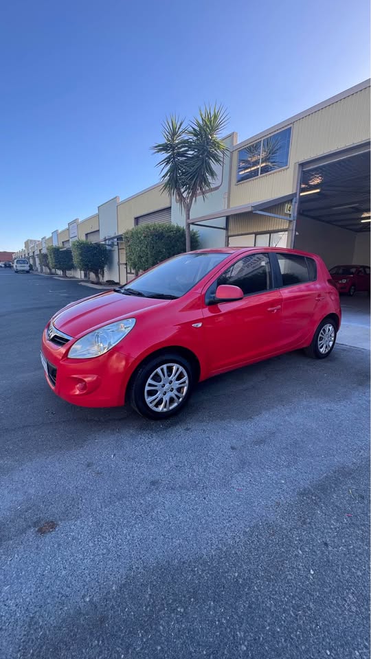 2012 Hyundai I20 (Red)