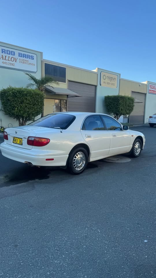 1996 Mazda Eunos 800