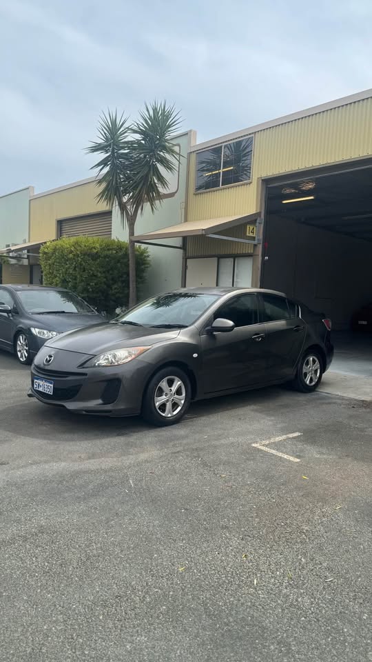 2012 Mazda 3 (Grey)