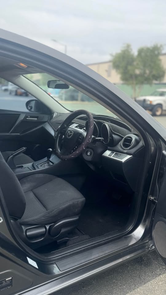 2012 Mazda 3 (Grey)