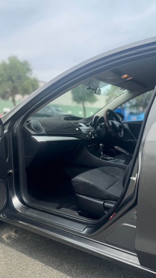 2012 Mazda 3 (Grey)