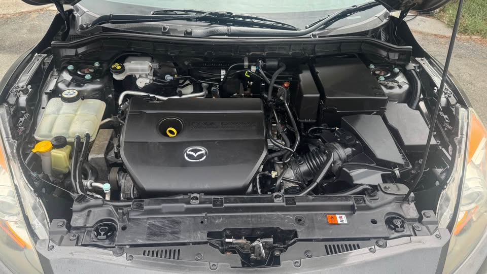 2012 Mazda 3 (Grey)