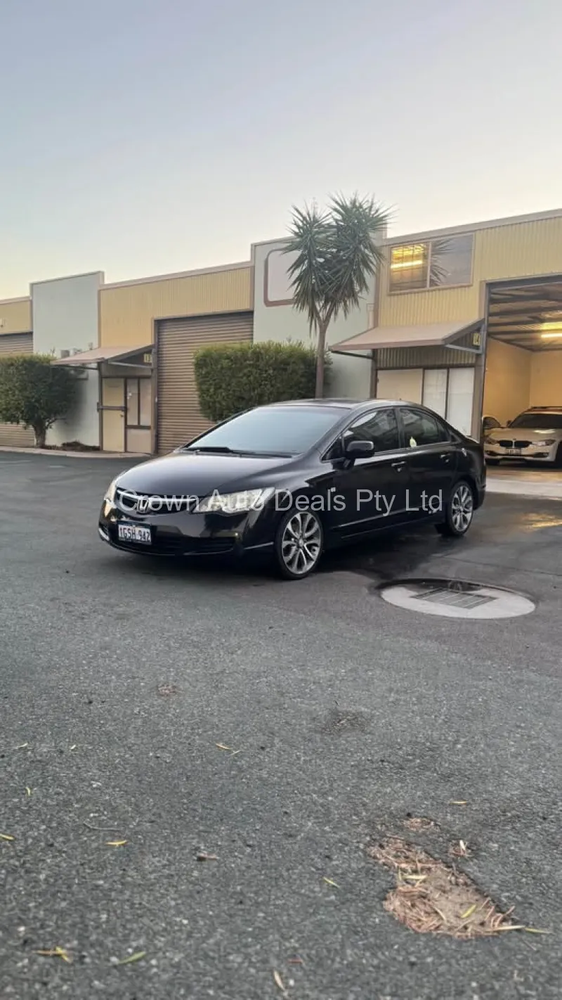 2006 Honda Civic Automatic Sedan Reliable Fuel Efficient Car