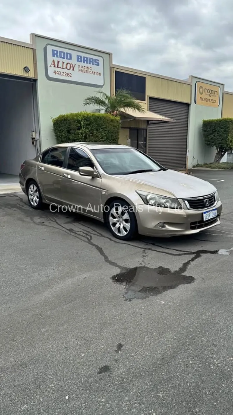 2010 Honda Accord Luxury Sedan