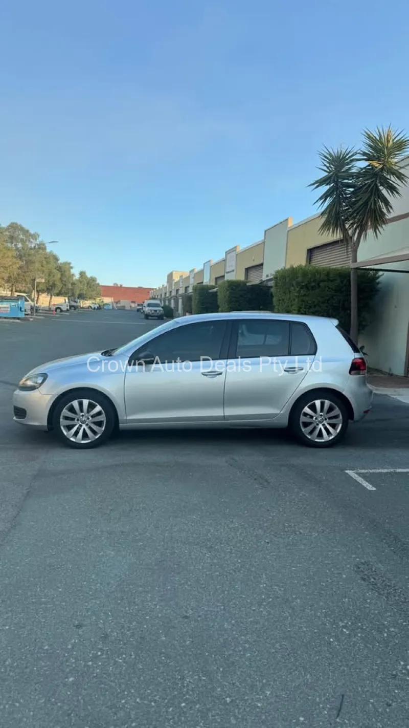 2011 Volkswagen Golf 1.2L Auto Hatchback