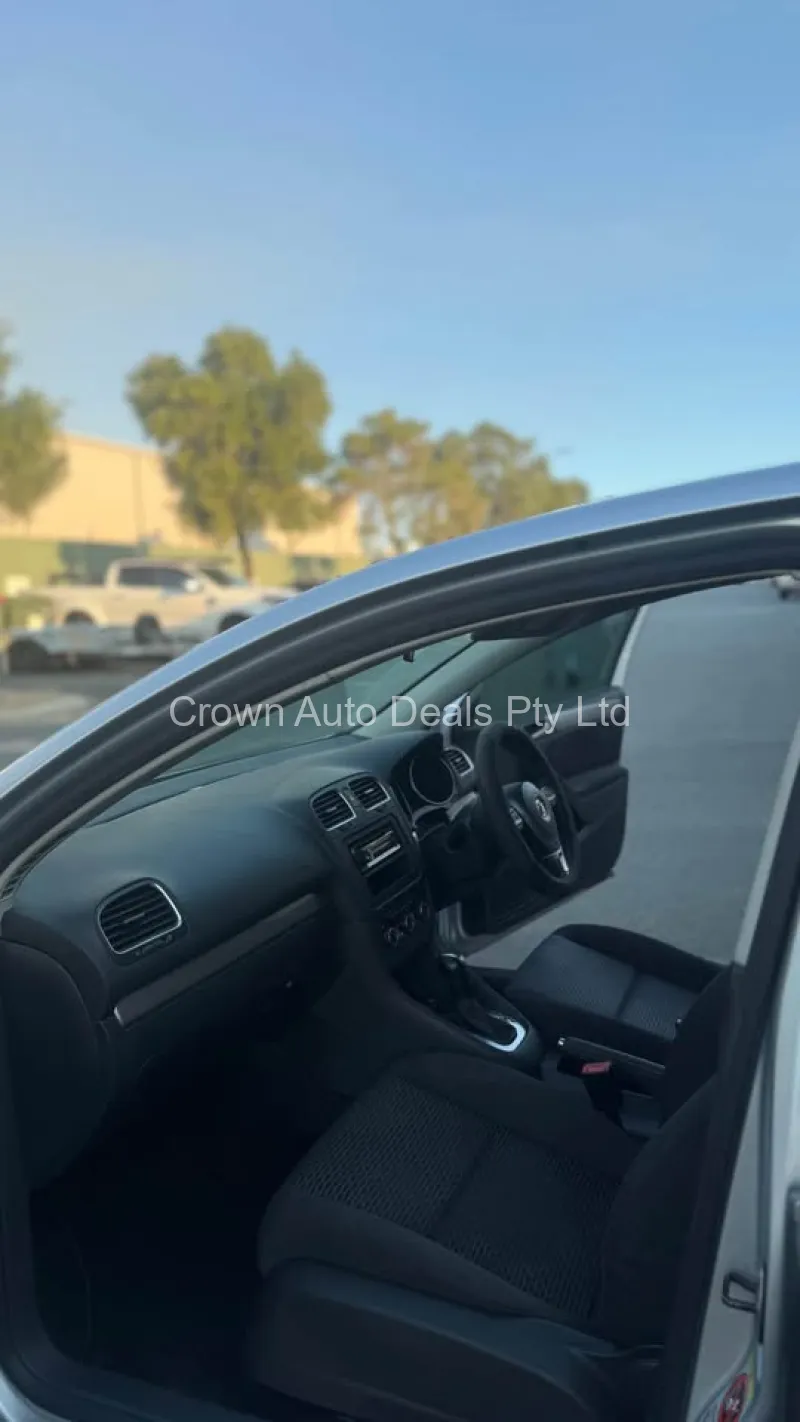 2011 Volkswagen Golf 1.2L Auto Hatchback