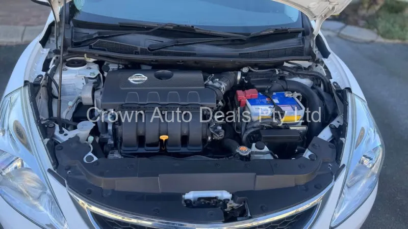 2013 Nissan Pulsar Automatic Hatchback