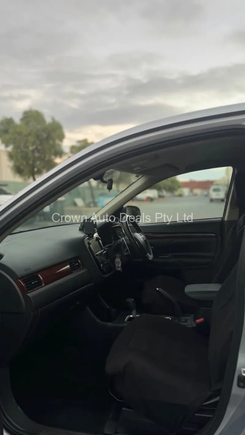 2014 Mitsubishi Outlander 4Wd 7 Seater Suv