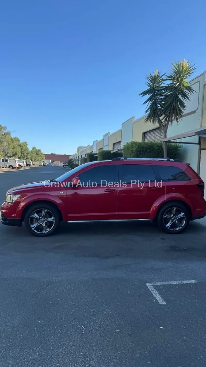 2015 Fiat Freemont 7-Seater Suv
