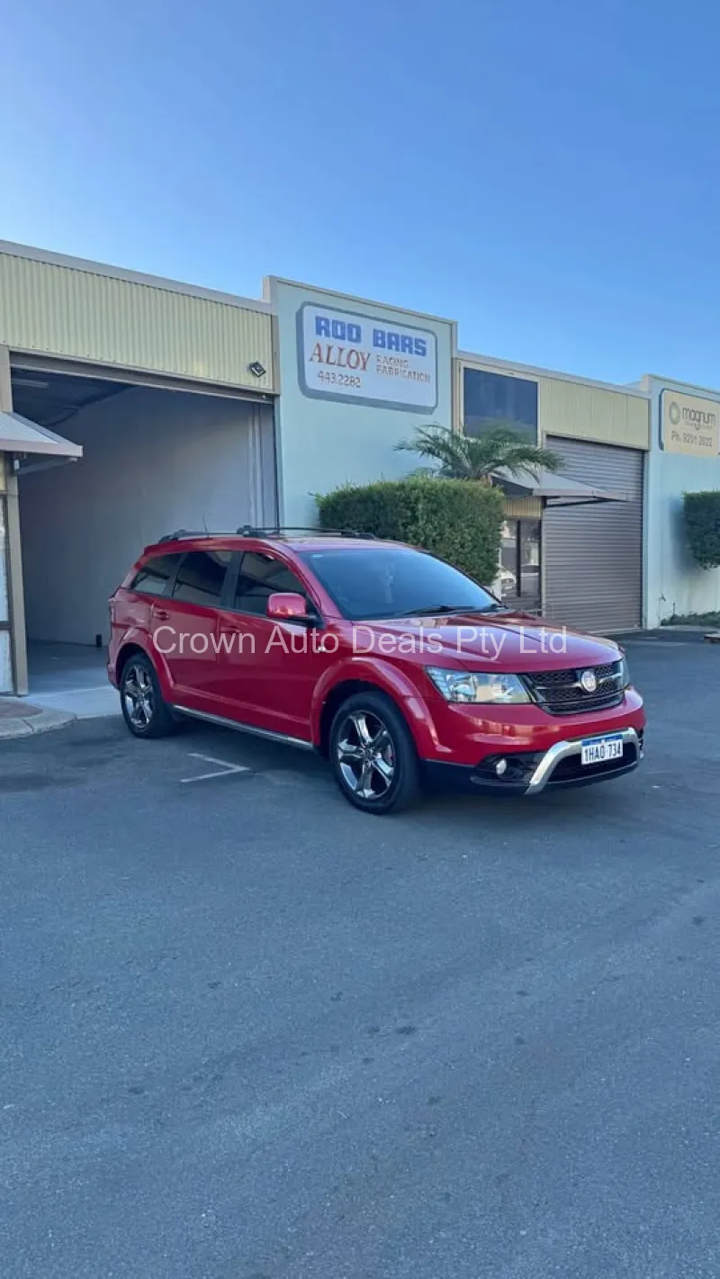 2015 Fiat Freemont 7-Seater Suv