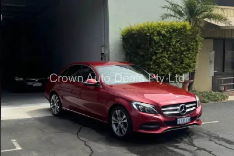 2015 Mercedes-Benz C200 W205 4D Sedan