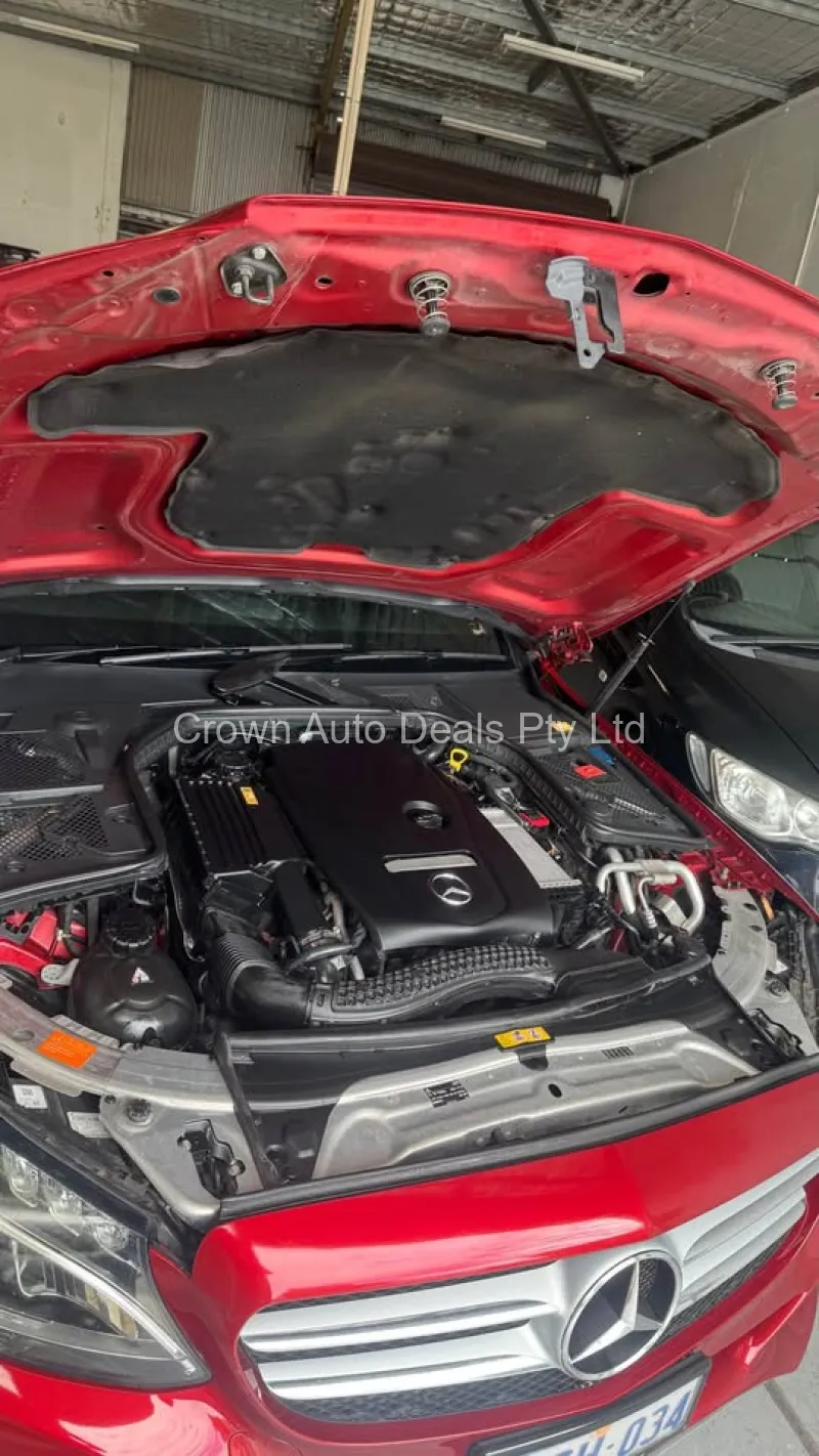 2015 Mercedes-Benz C200 W205 4D Sedan